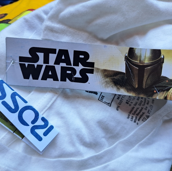 NWT Star Wars Mandalorian Van Gogh graphic tank top size L - Picture 5 of 5